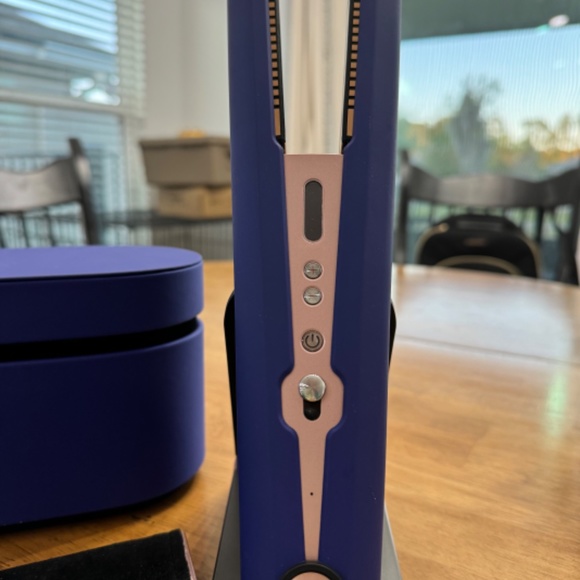 Dyson Corrale hair straightener - Picture 4 of 4